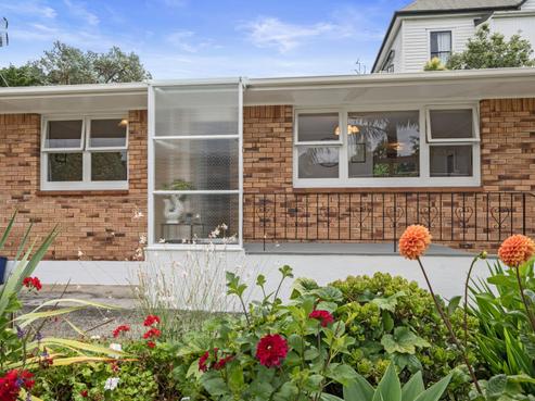 3/45 Vauxhall Road, Devonport