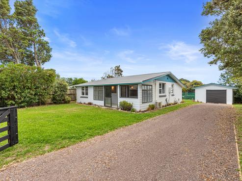 422 Pukehina Parade, Pukehina