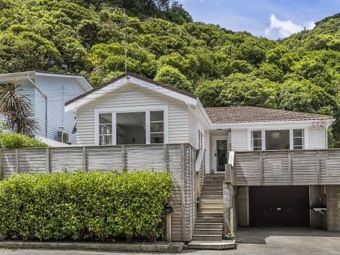 431 Ohiro Road, Brooklyn
