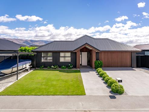 30 Olds Crescent, Cromwell