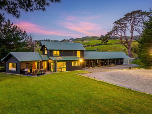 218 Flightys Road, Pauatahanui