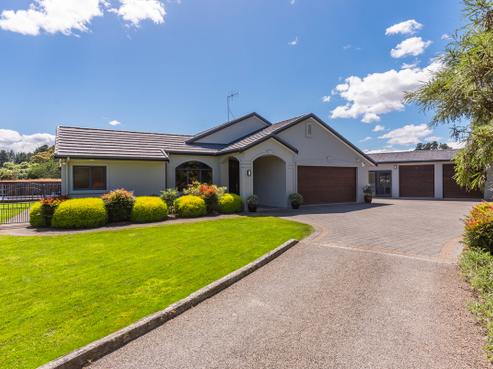 33 Killalea Place, Paraparaumu