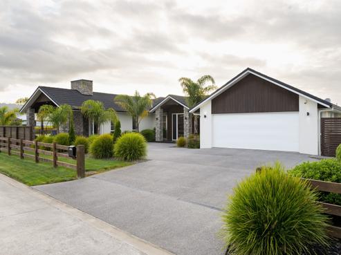 23 Alan Livingston Drive, Cambridge