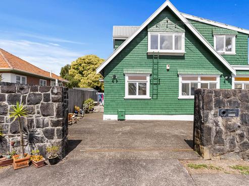 1/18 Reid Road, New Lynn