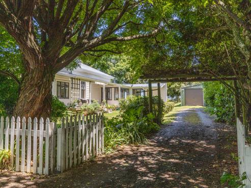 132A Main Road, Clive