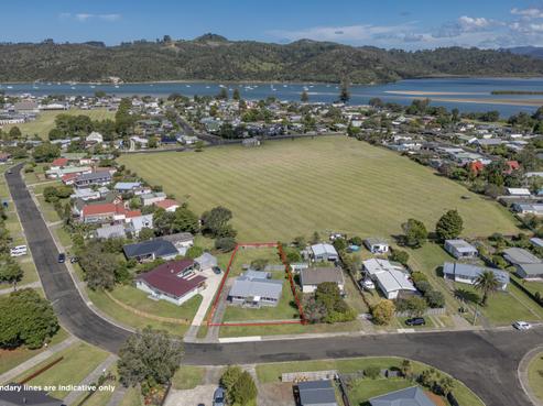 23 Catherine Crescent, Whitianga