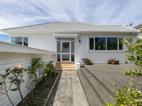 14 Raumati Terrace, Khandallah