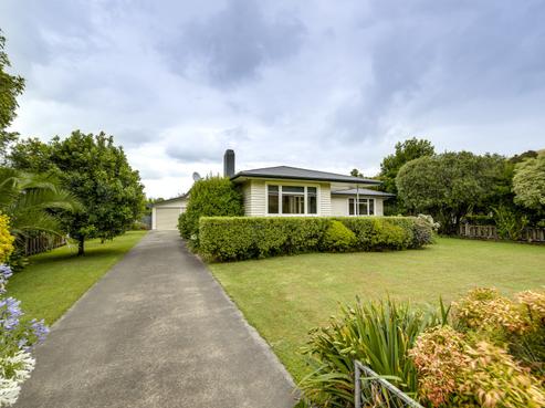 14 Dolbel Street, Taradale