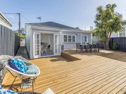 20 Emmett Street, Newtown