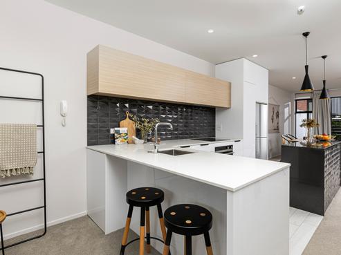 21/4 Stables Lane, Silverdale