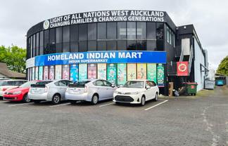 LAST OFFICE IN THE COMPLEX
