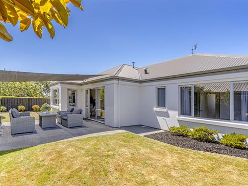 25 Beechwood Drive, Northwood