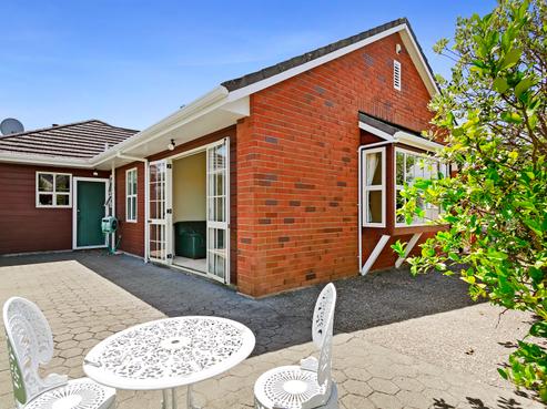 2/26 Myrtle Street, Central Hutt