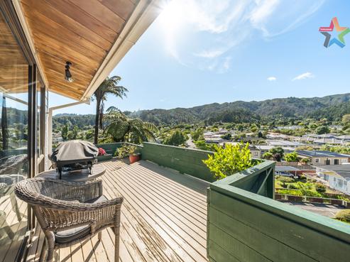 30 Korau Grove, Stokes Valley