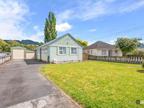 70 Longfellow Street, Trentham