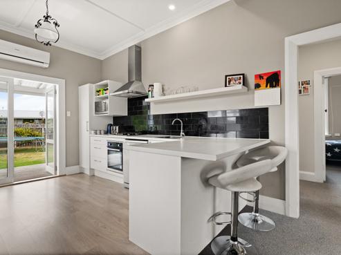 54 Ravelston Street, Saint Kilda