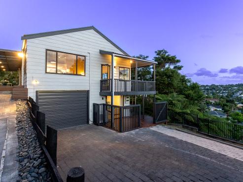 17 Sunnylaw Place, Glen Eden