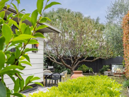 1/145 Gloucester Street, Taradale