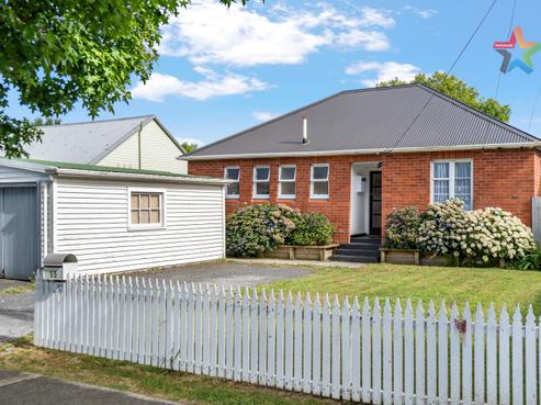 55 Shearer Crescent, Naenae