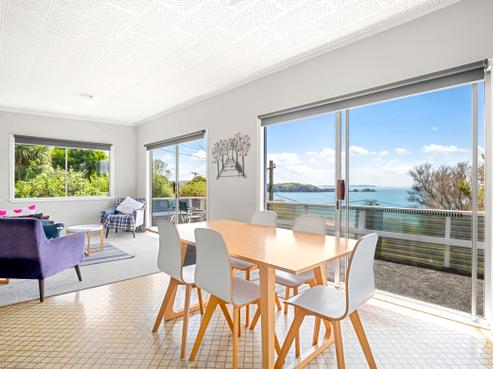 55 Coromandel Road, Oneroa