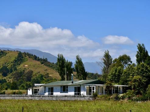 162A Oparara Road, Karamea