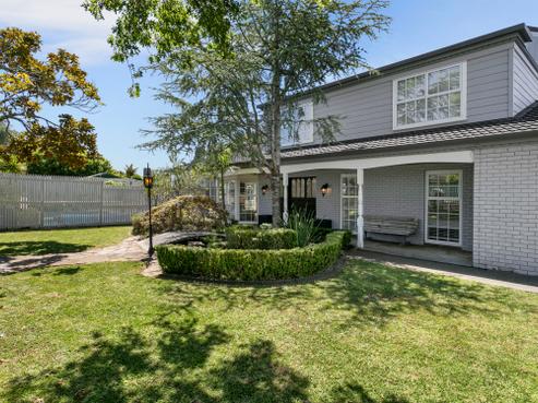 1 Elimar Drive, Sunnyhills