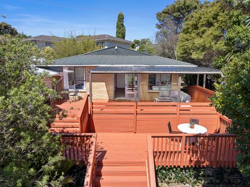 2/80A Captain Scott Road, Glen Eden