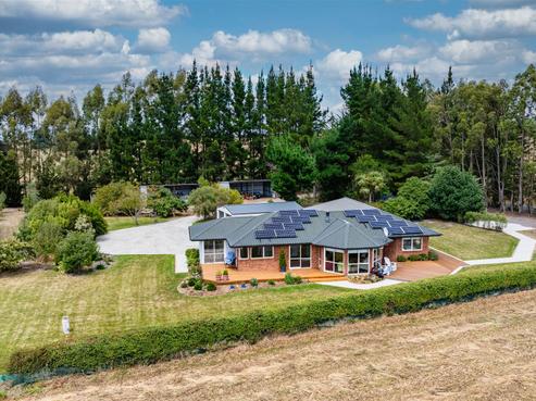 56 Ashworth Bush Road, Sefton