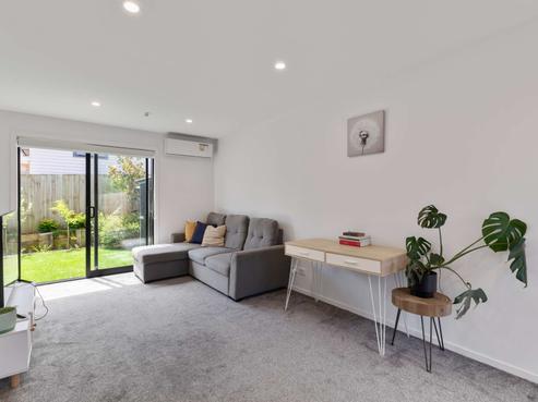 102 Millbrook Road, Sunnyvale