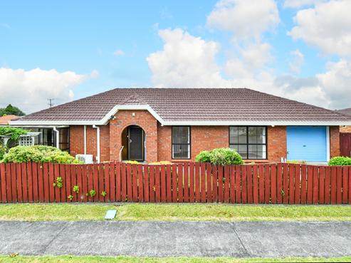 8A Wellington Street, Papakura