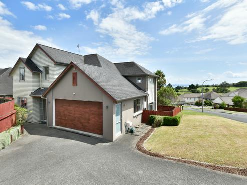 9 Fingal Way, Gulf Harbour