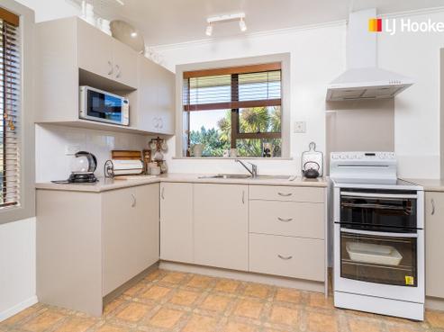 6 Bone Street, Shiel Hill
