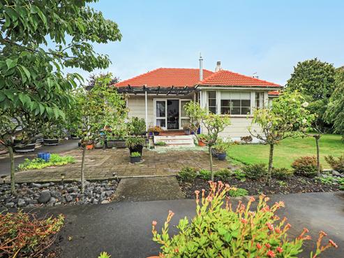 1106 Cunningham Crescent, Mayfair