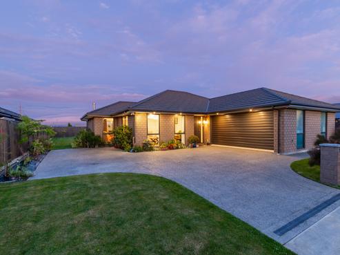 199 Pacific Drive, Fitzherbert