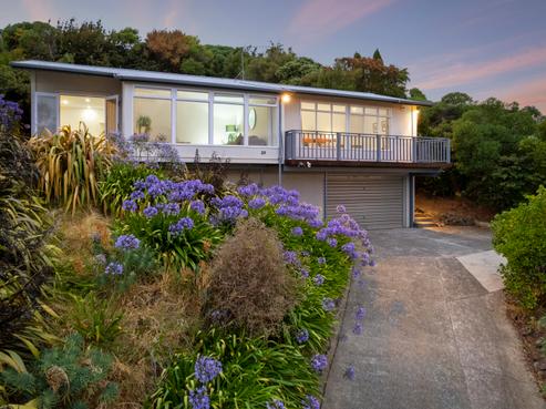 26 Cannon Hill Crescent, Mount Pleasant