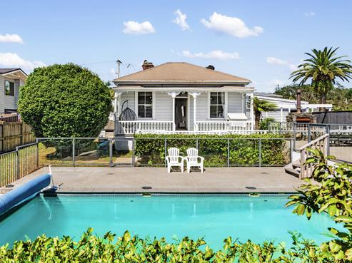 12 The Avenue, Albany