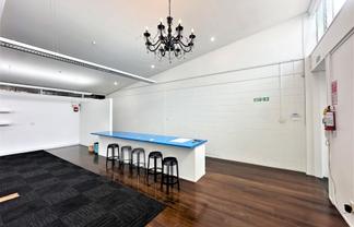 Beautifully Presented Newton Opportunity!