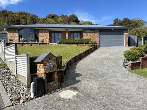 187 Jollie Street, Hokitika