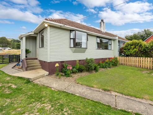 12 Freyberg Avenue, Sawyers Bay