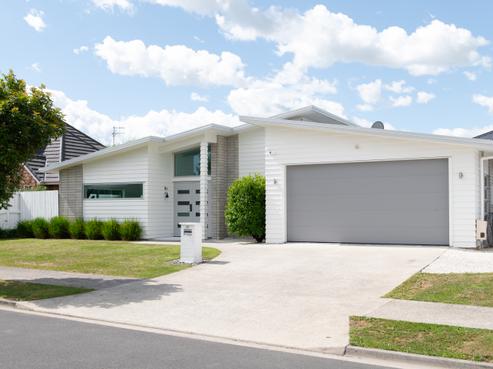 12 Mercury Court, Rototuna North