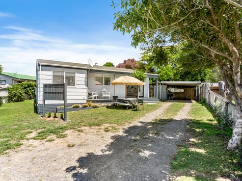 145B Lorraine Place, Whangamata