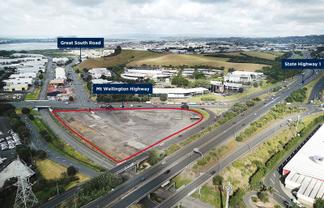 Large secured yard in prime Mt Wellington position