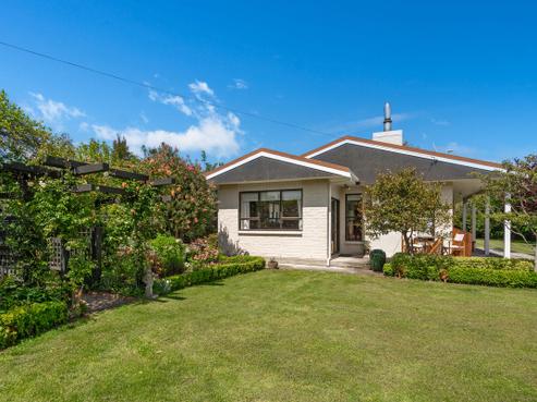 84 Naples Street, Martinborough