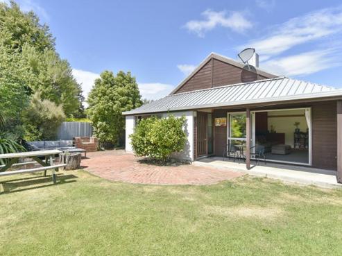 611 Upper Sefton Road, Sefton