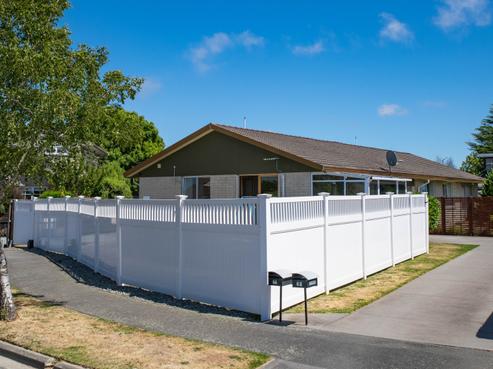 6A Cam Place, Harewood