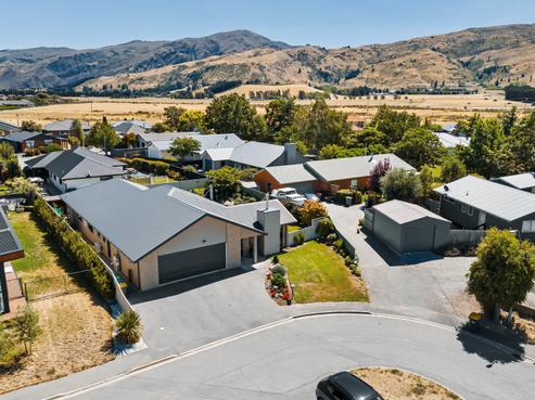 6 Hartley Court, Cromwell