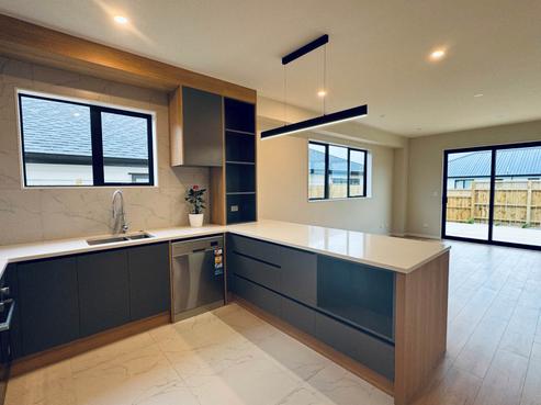 16 Rorotu Avenue, Karaka