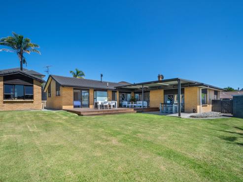 25 Marina View Drive, West Harbour