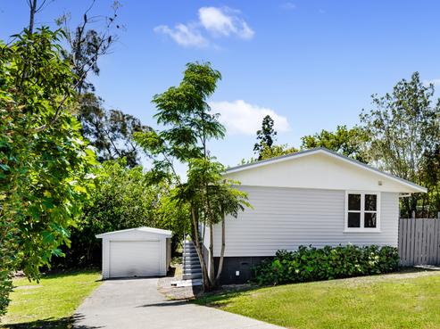 6 Aronui Terrace, Kelston