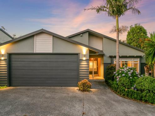 15 Cinnabar Place, Massey